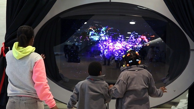 PLANETARIUM Red2